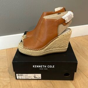 Kenneth Cole Olivia wedge leather upper wedges, NEW